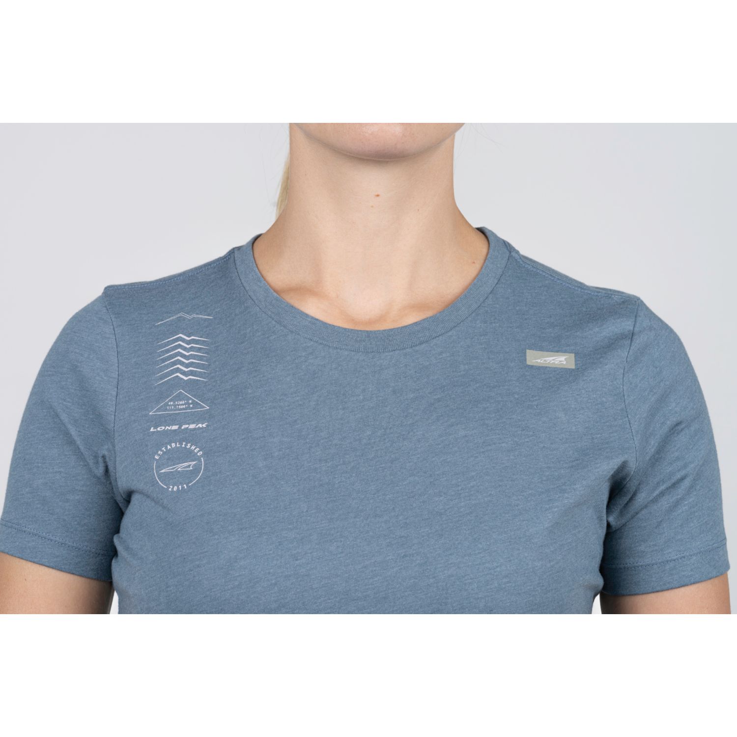 Blue Altra Legend Women's T Shirts | KSA-45867039